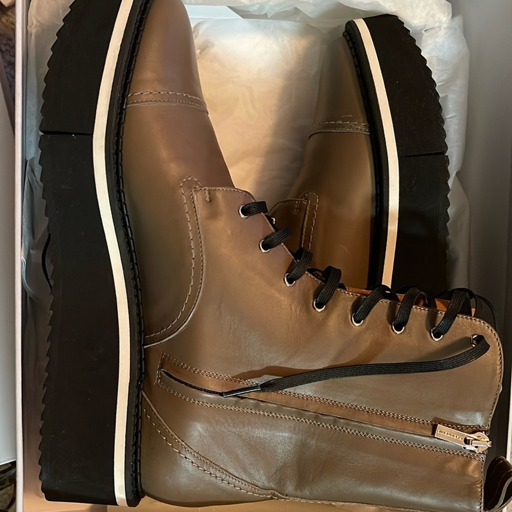 Clergerie Paris Olive Booties - Size 41 NWT